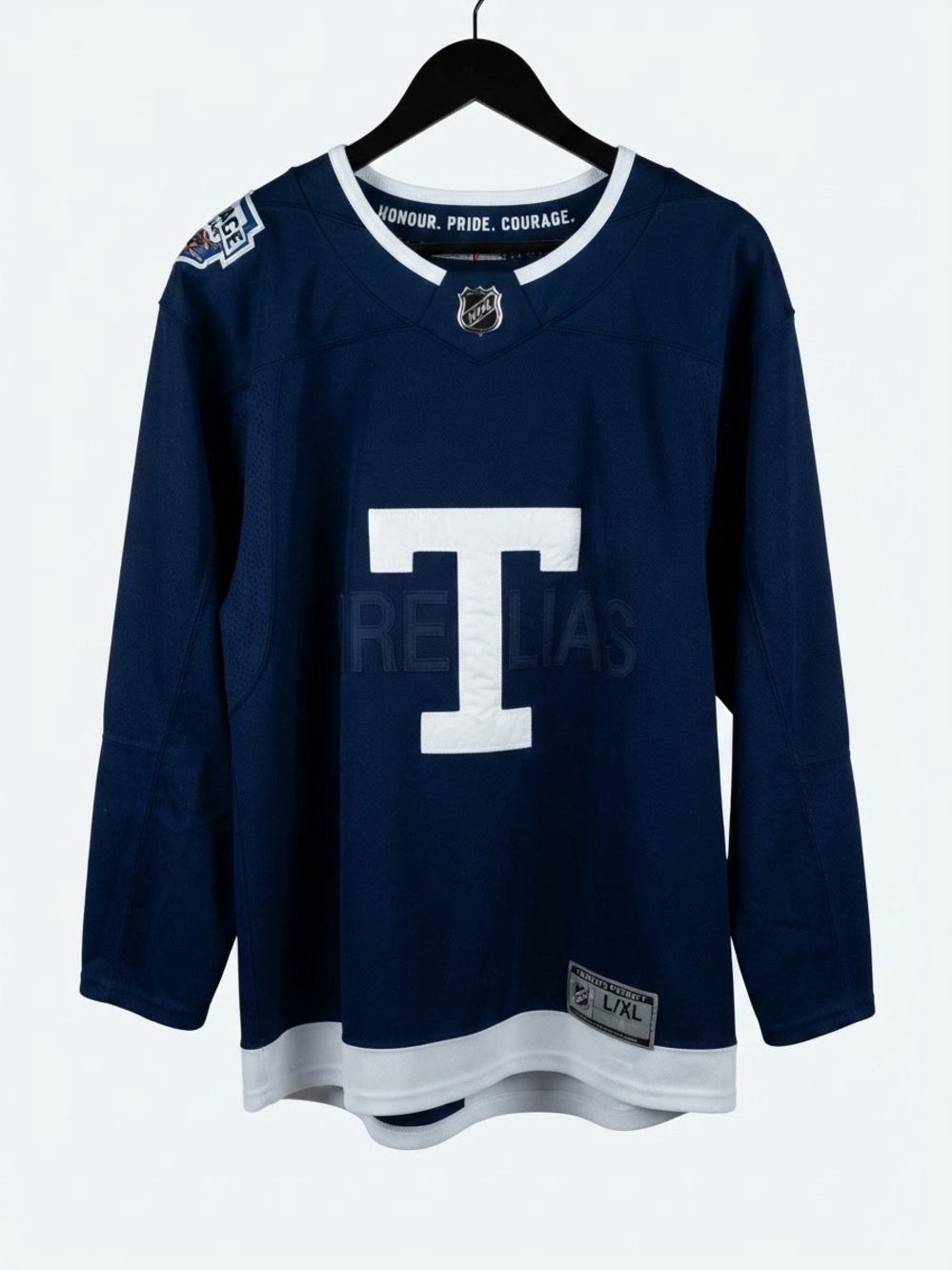 Toronto Maple Leafs 2022 NHL Heritage Classic hockey jersey